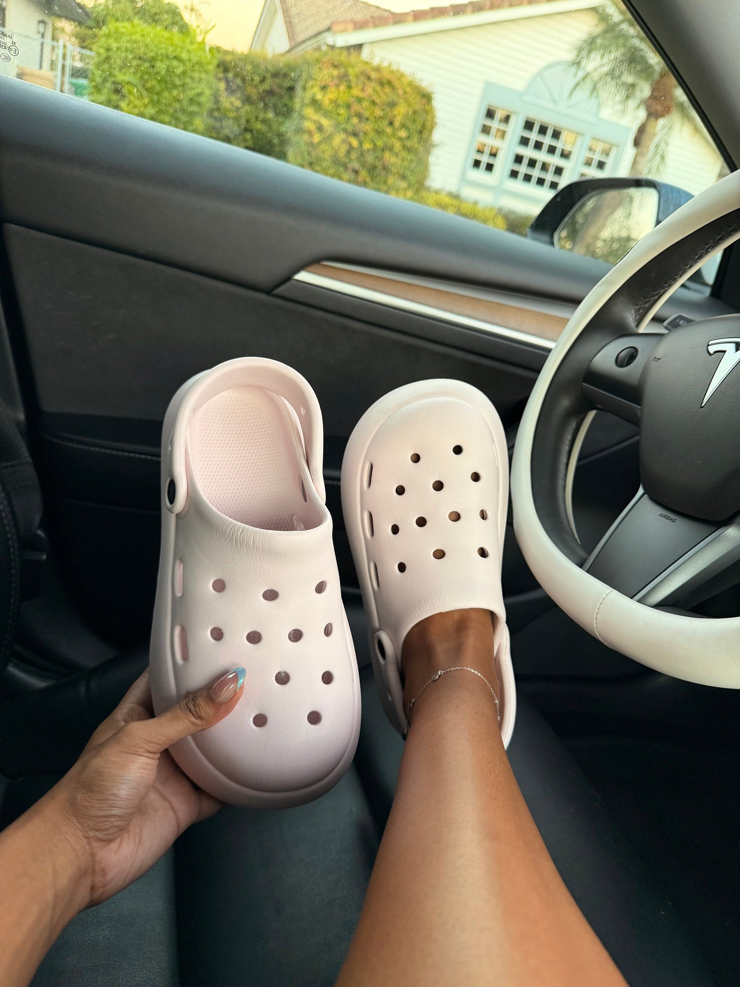 Pastel Kitty Charm Clogs