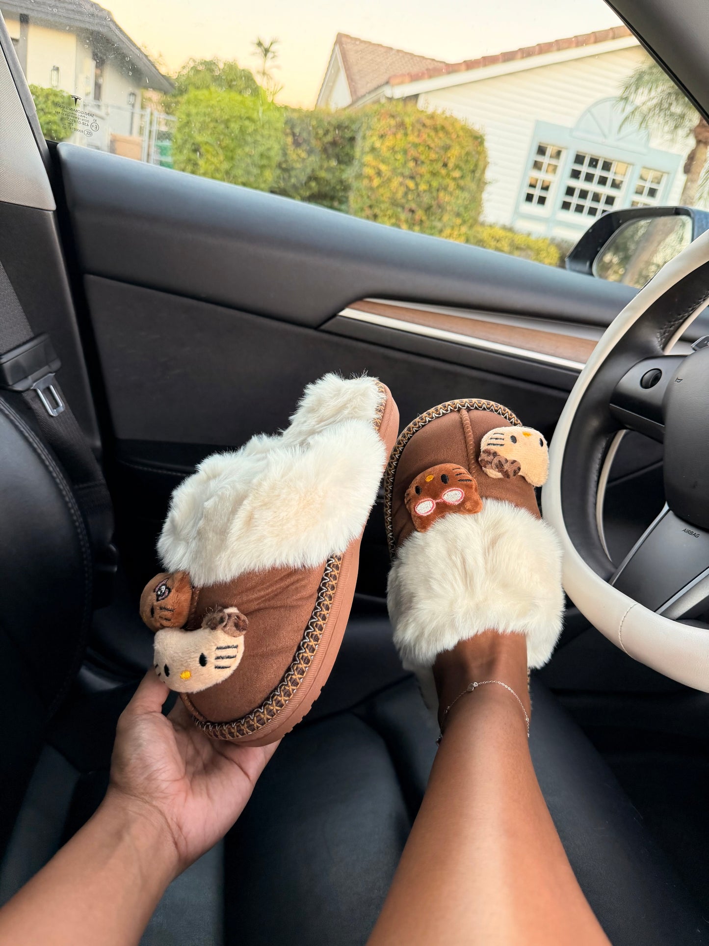 Cozy Kitty Plush Slippers